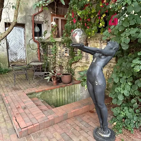 Uzupis Angel 3 Bedroom Apartamento Vilna