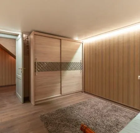 Uzupis Angel 3 Bedroom Апартаменти Вільнюс